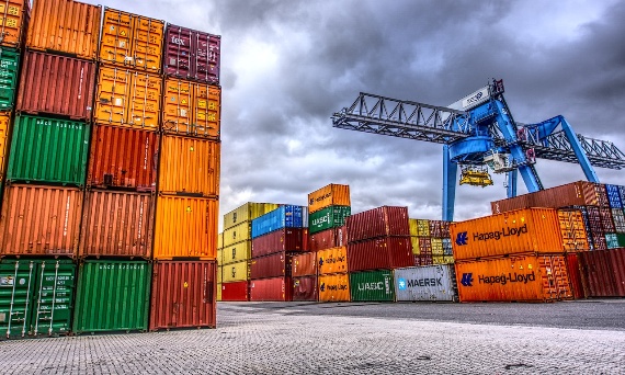 Czego należy unikać, stosując zawiesia linowe?